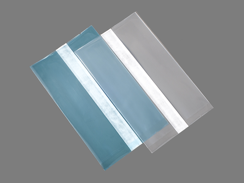 Kantong strip tengah terbuat dari tyvek